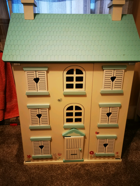 gumtree dolls house